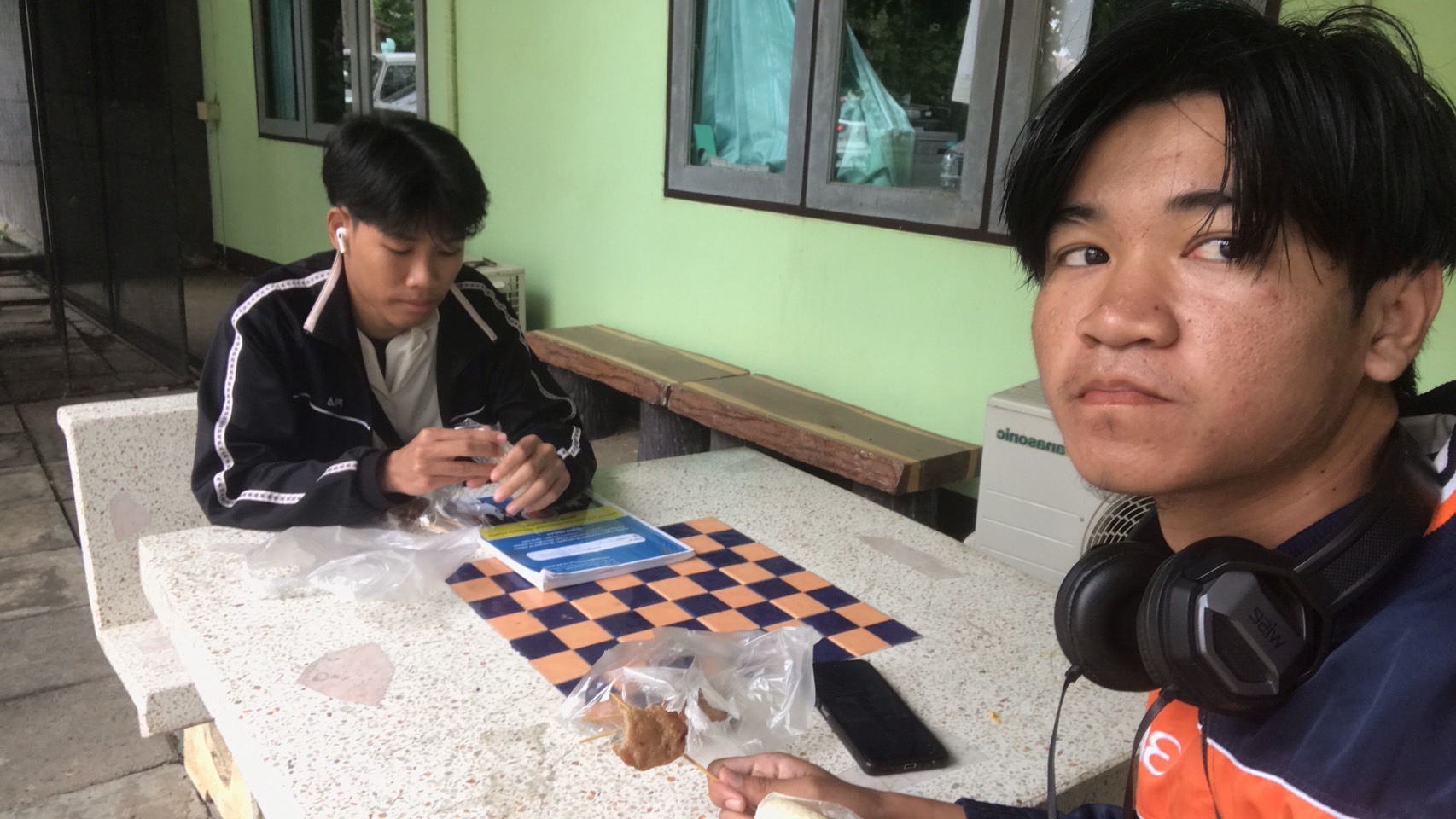 รูปภาพประกอบ 1