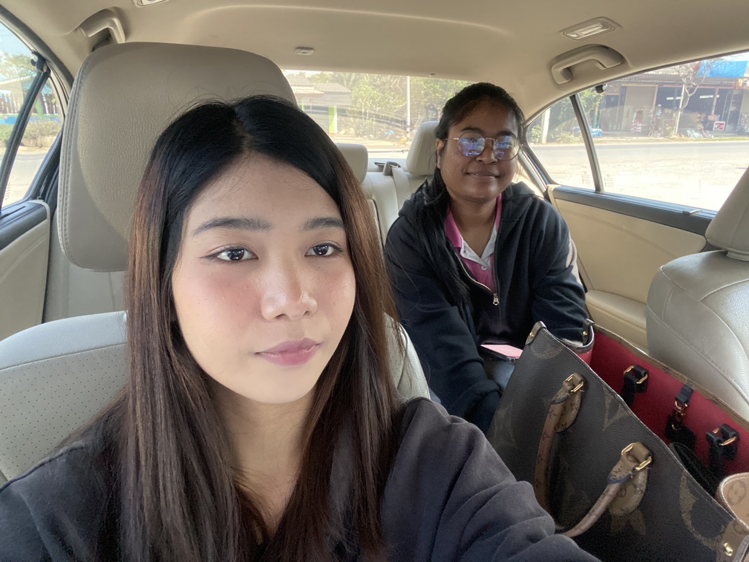 รูปภาพประกอบ 1